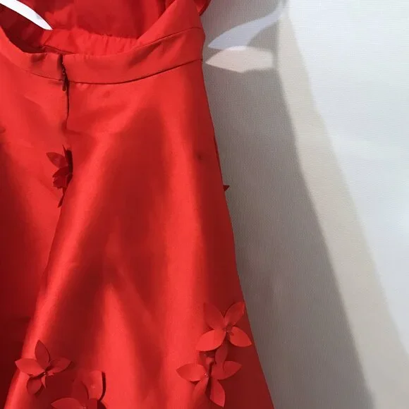 SHERRI HILL Formal Dress Sleeveless A-Line Gown Flower Petal Appliques Red Sz 2 - Picture 12 of 14